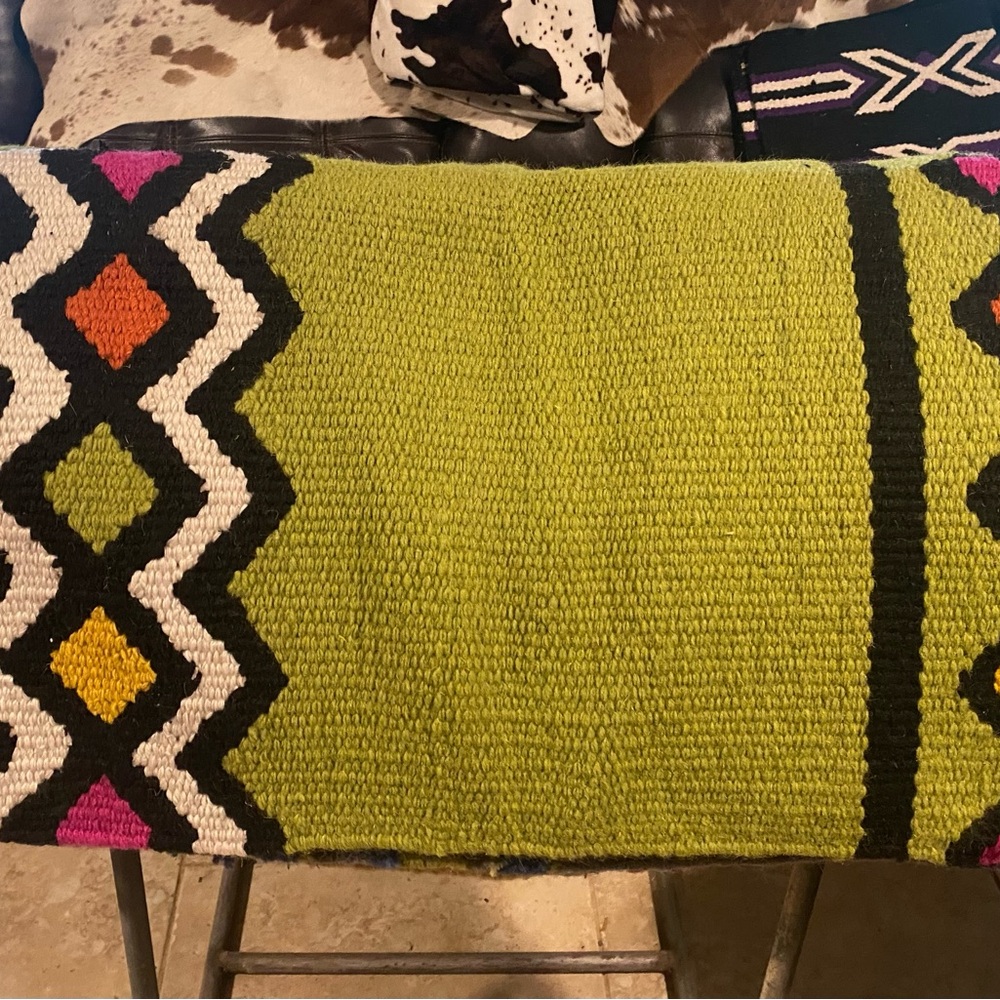 Vibrant Western Horse Saddle Pad Blanket